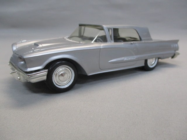 1960 Ford Thunderbird Promo (1 of 10)