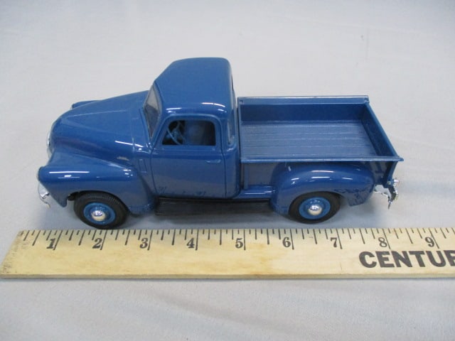 1950 Chevrolet Stepside Pickup Truck Promo - 7