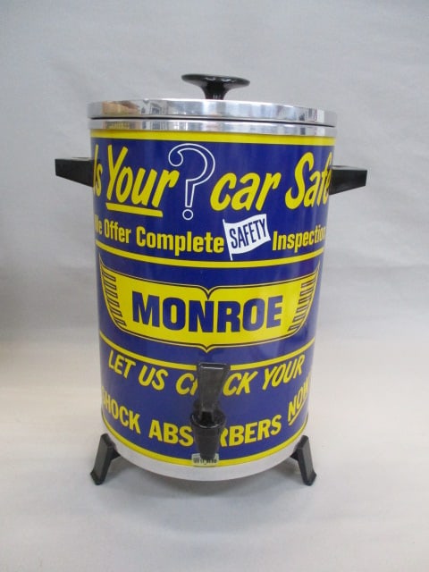 1960's Monroe 30 Cups Coffee Pot By West Bend - 2