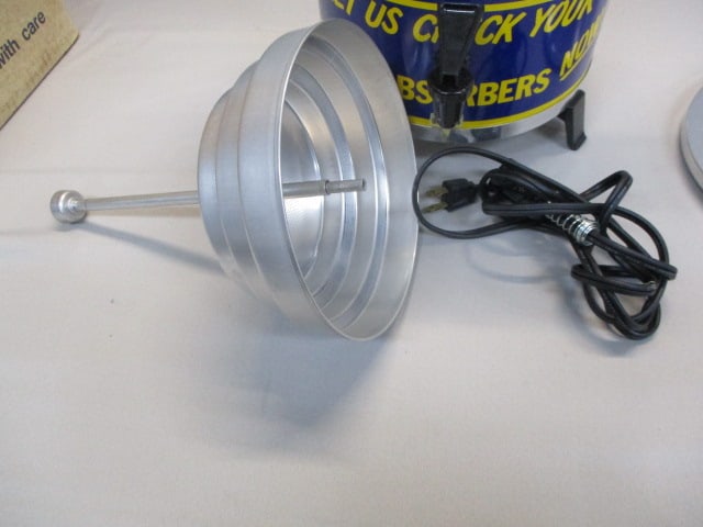 1960's Monroe 30 Cups Coffee Pot By West Bend - 6