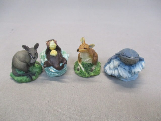 22 Vintage Lenox Collectible Thimbles - 5