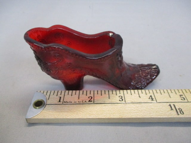 Fenton Ruby Red Glass Slipper "Cabbage Rose" Pattern - 5