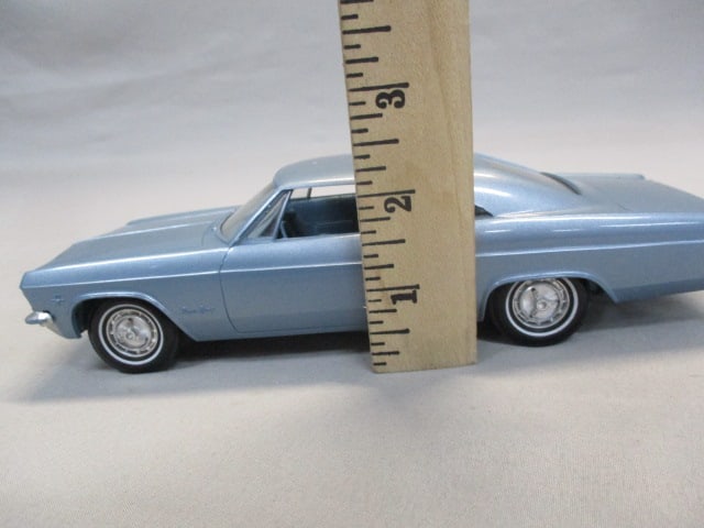 1965 Chevrolet Impala SS Promo - 10