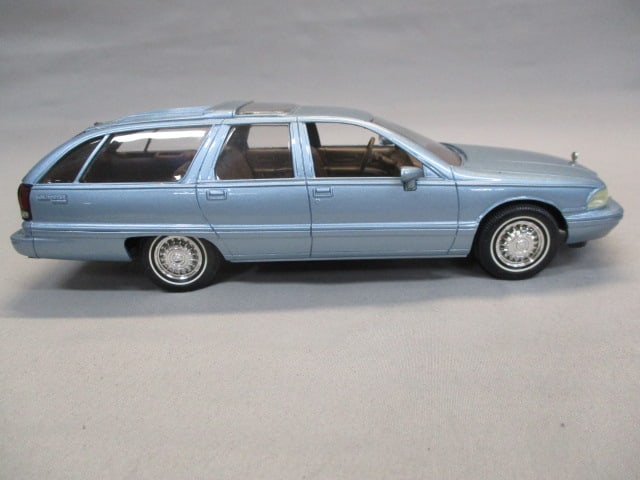 1990 Buick Roadmaster Station Wagon Promo - 5