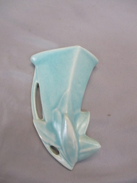 McCoy Wall Pocket 4" x 6.5": Has Small Chip on Edge - See All Pictures 