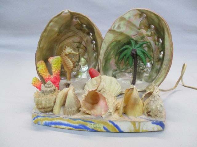 1950's Sea Shell TV Lamp 12" x 8" (1 of 10)