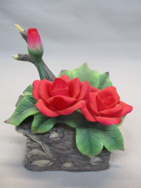 Porcelain Red Roses On Log Music Box - Works (1 of 5)