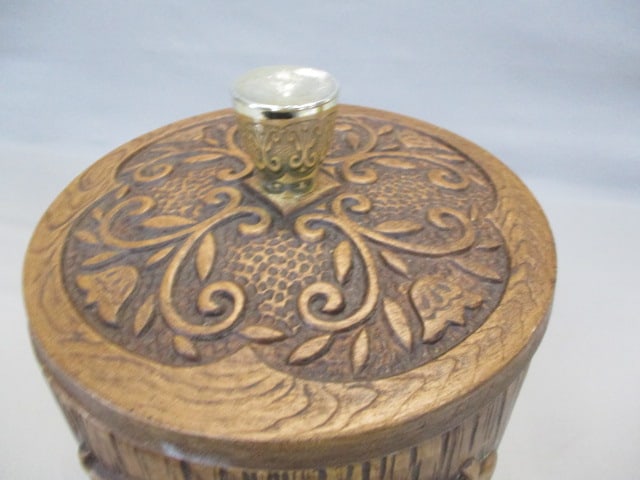 Vintage Treasure Croft Barrel Cookie Jar 10" - 2