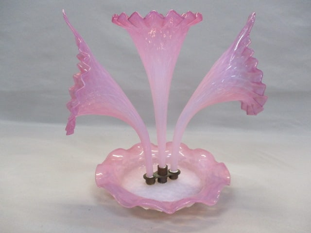 Antique Diamond Quilted Pink Glass Epergne w/3 Horns: 12.5" x 12"
