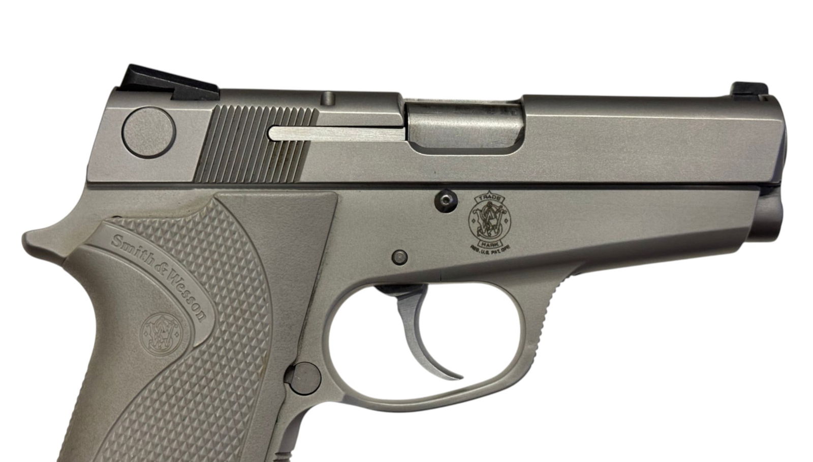 Excellent Smith & Wesson Ladysmith Model 3913 9mm Semi-Automatic Pistol - 11