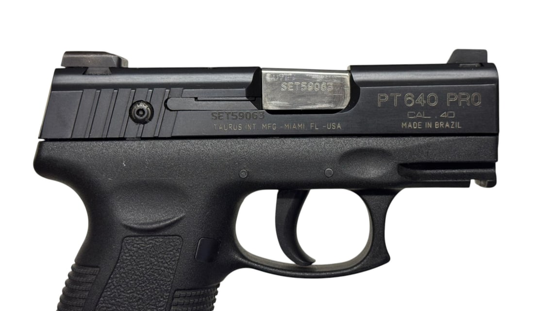Excellent Taurus PT 640 PRO .40 S&W Semi-Automatic Pistol in Case - 7
