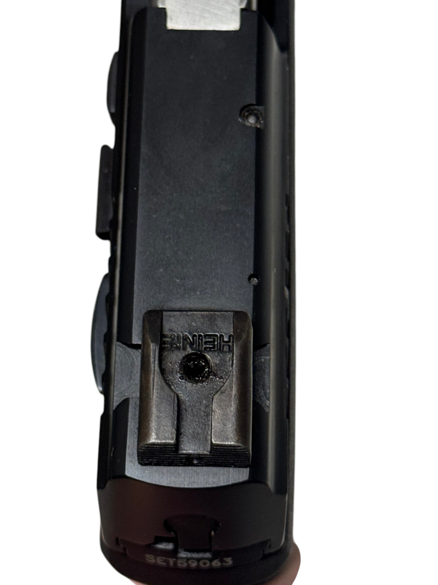 Excellent Taurus PT 640 PRO .40 S&W Semi-Automatic Pistol in Case - 9