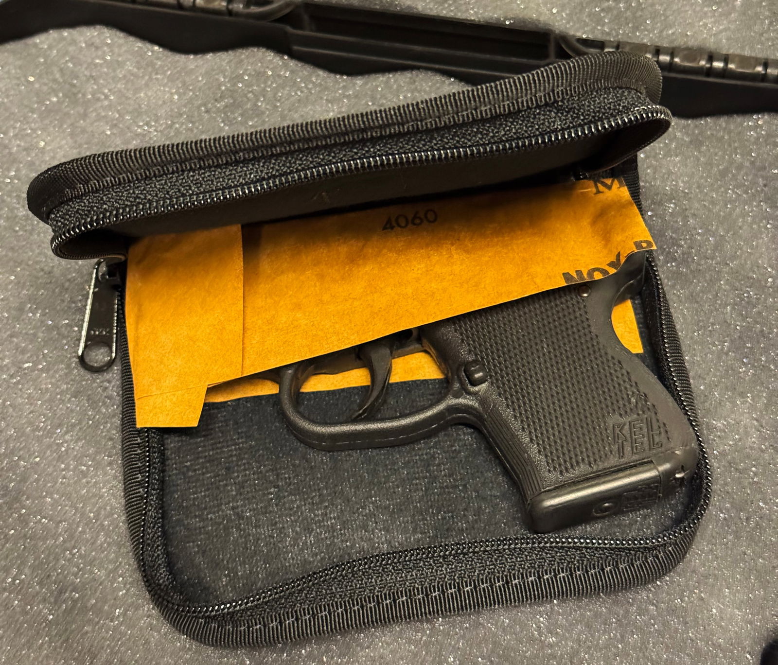 Kel-Tec P-32 Semi-Automatic .32 AUTO Pocket Pistol in Case - 7