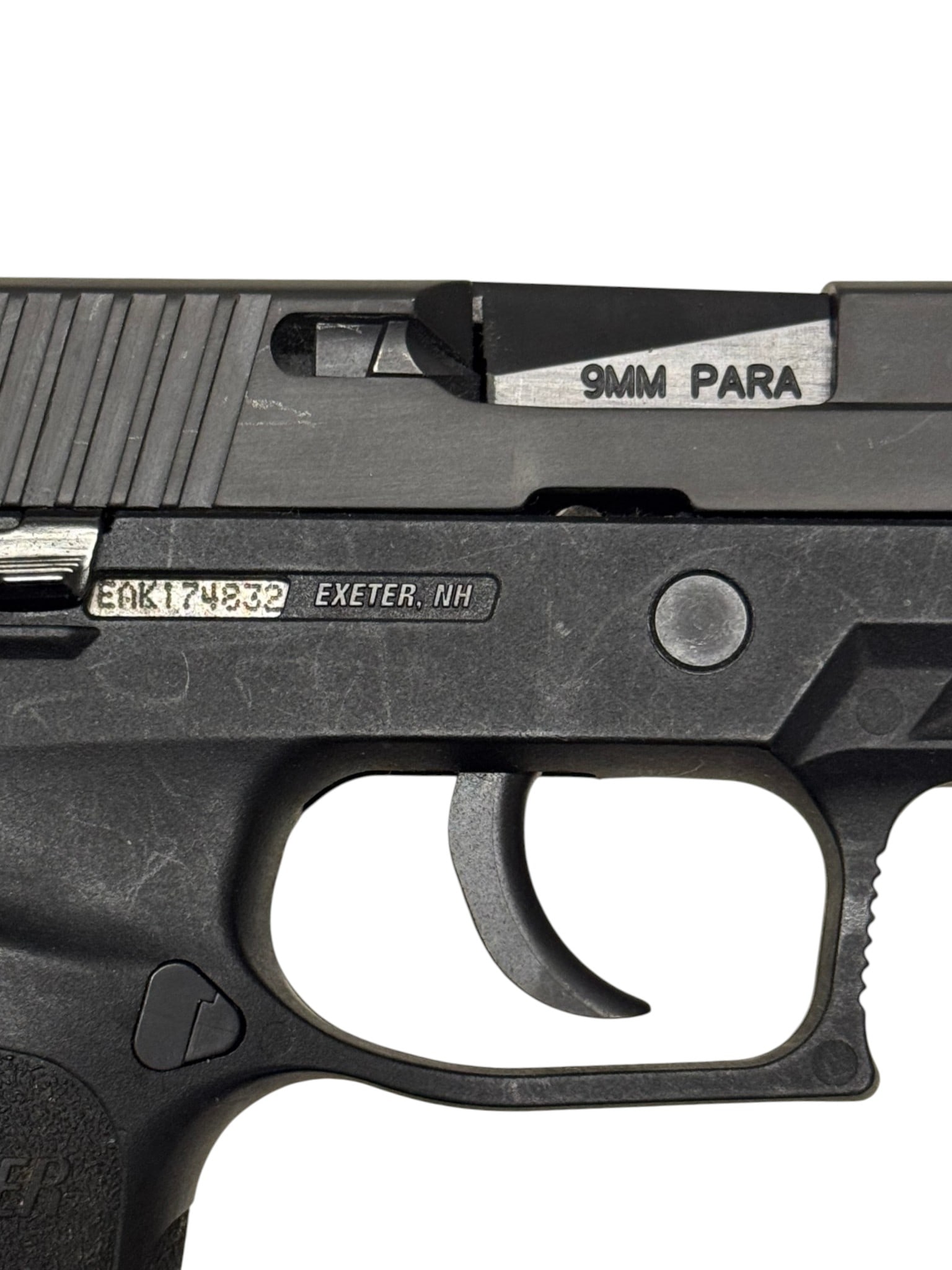 Excellent Sig Sauer P250 Comapct 9mm Semi-Automatic Pistol in Case - 9