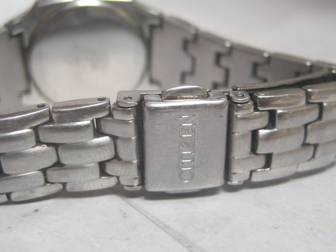 Ladies Citizens Eco Drive Watch with Diamond Hour Markers - 6