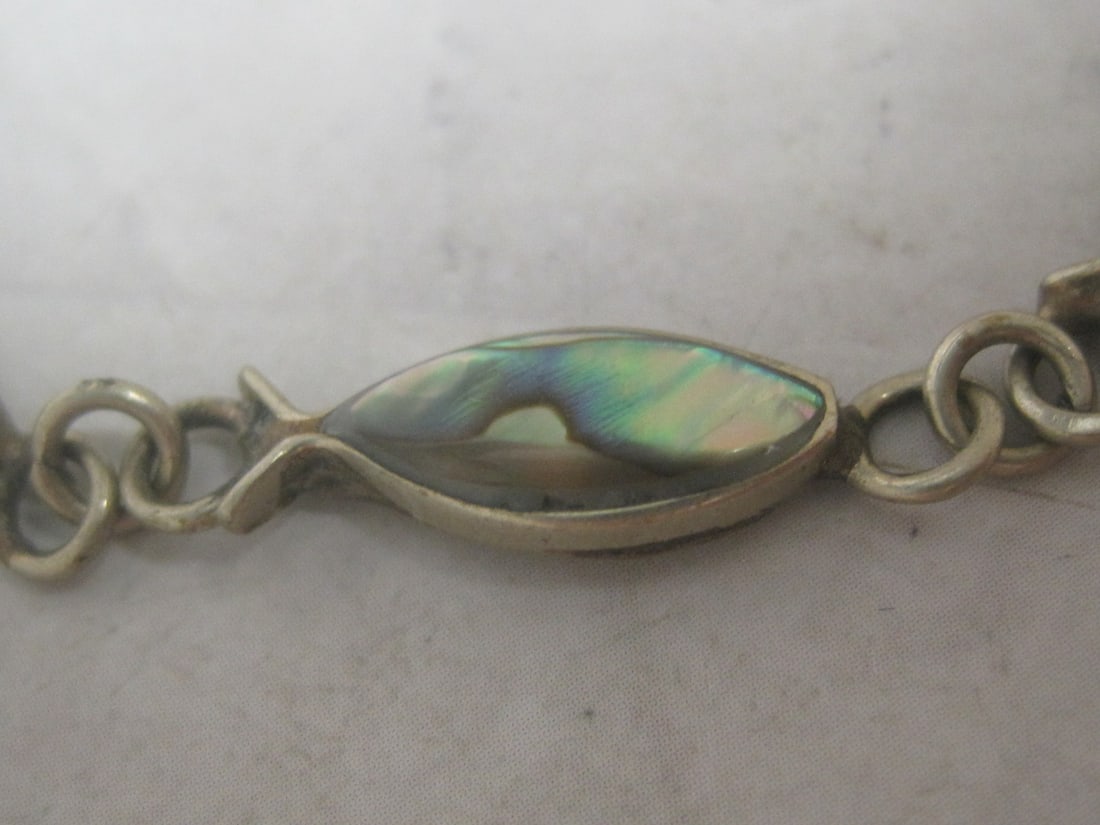 8" Sterling Silver Mother of Pearl Fish Link Bracelet - 2