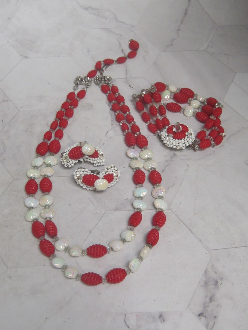 3 Piece Vintage Hobe Necklace, Bracelet, & Clip Earrings Set: Signed