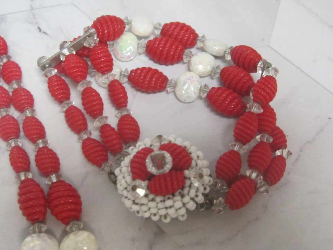 3 Piece Vintage Hobe Necklace, Bracelet, & Clip Earrings Set - 4