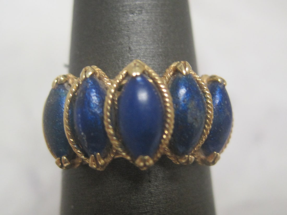 14k Gold Lapis Ring: Weighs 1.9 grams, Size 6 