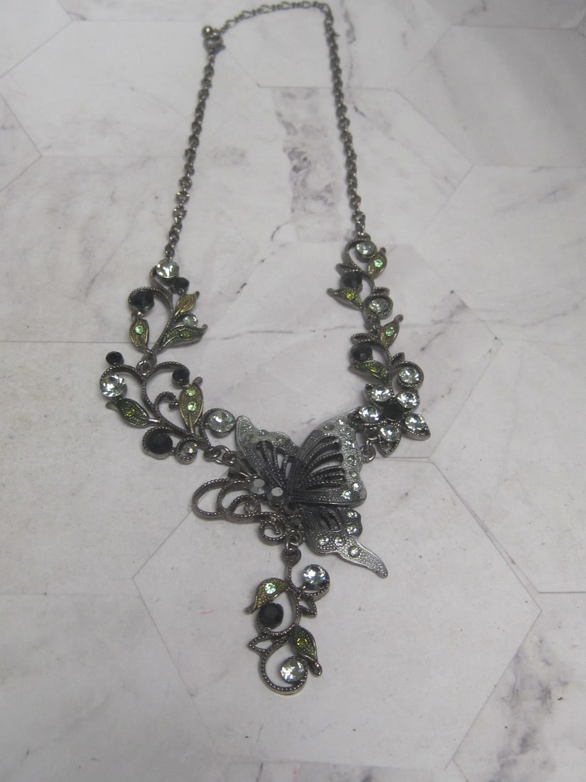 16" Rhinestone Butterfly Necklace: . 