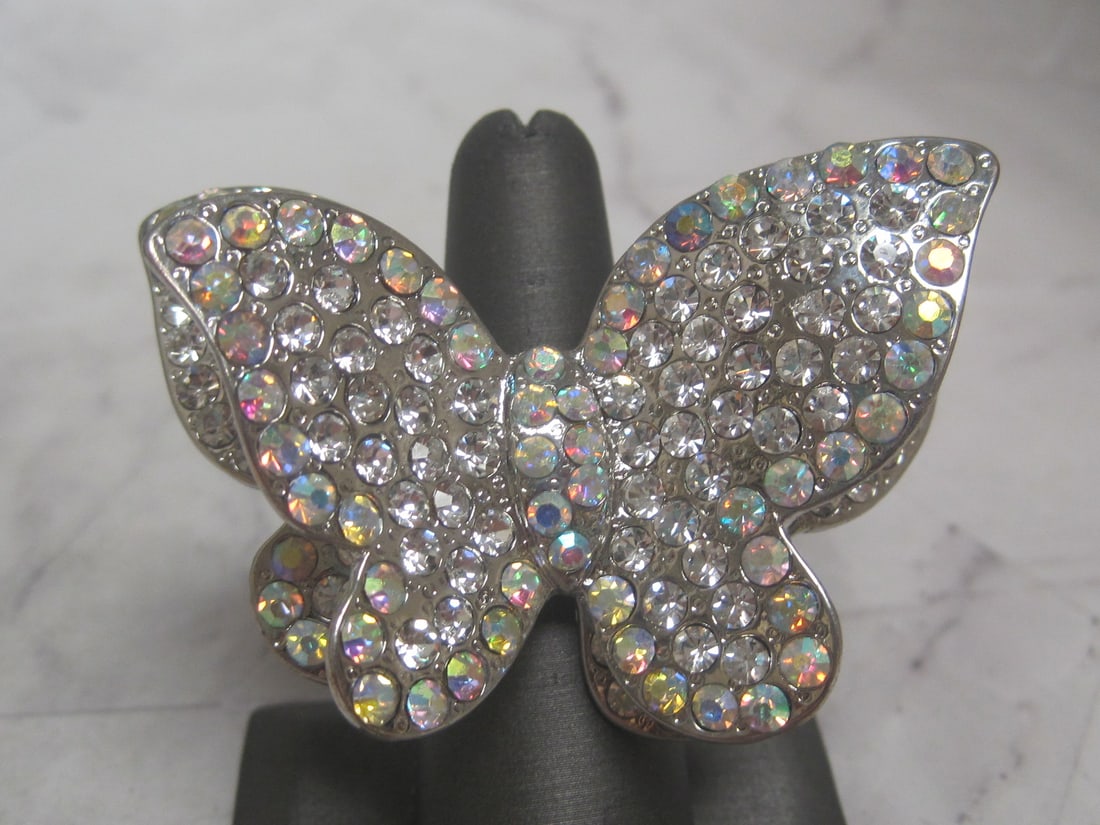 Adjustable Rhinestone Butterfly Ring: . 