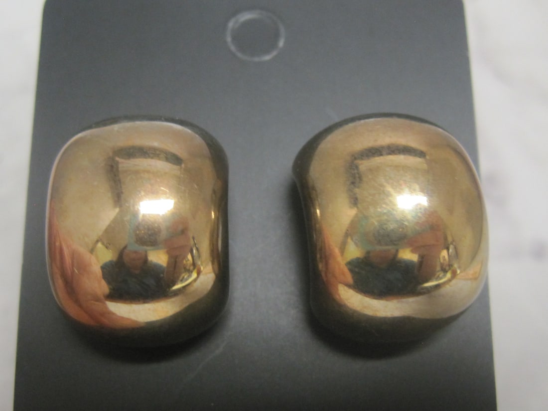 Sterling Silver Vermeil Wide Hoop Pierced Earrings: Weighs 15.4 grams