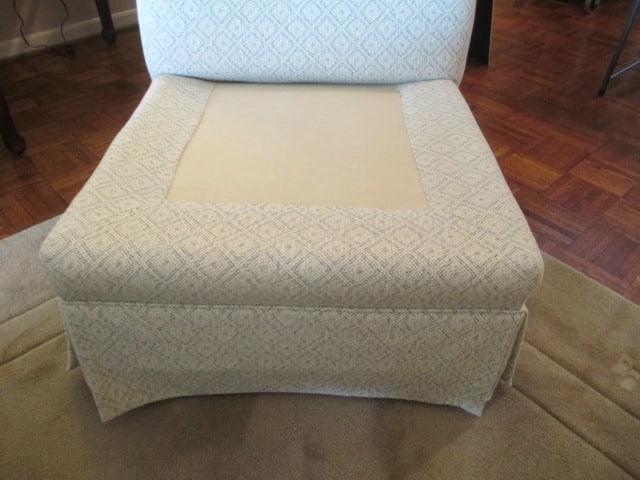 Professionally Tailored Rolled Back Slipper Chair with Matching Accent Pillows - 5