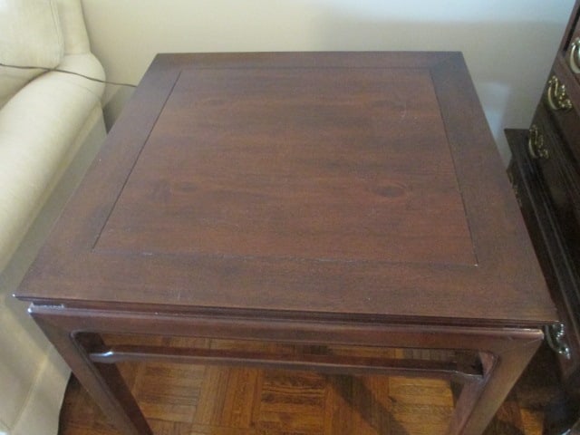 Henredon Ming Style Side/End Table - 2