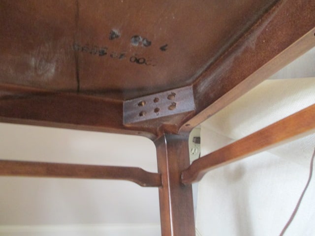 Henredon Ming Style Side/End Table - 5