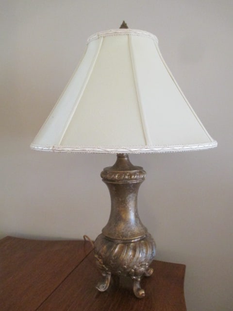 Gold Gilt Cast Metal Footed Vase Table Lamp: 25 1/2"h, Local Pickup Only 