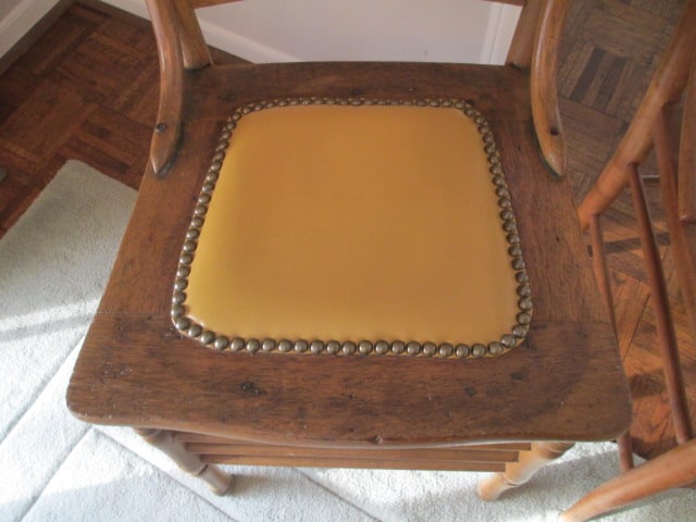 Two Antique Victorian Spindle Back Kitchen Chairs - 5