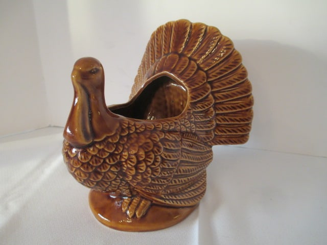 Ceramic Turkey Cachepot Centerpiece: 8"h 