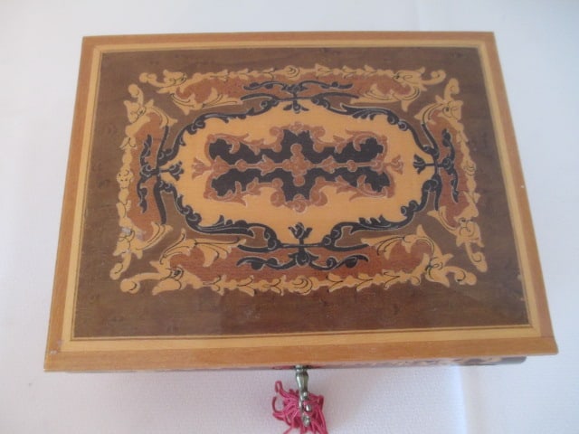 IDI Italian Inlaid Design Reuge Swiss Movement Music Box - 2