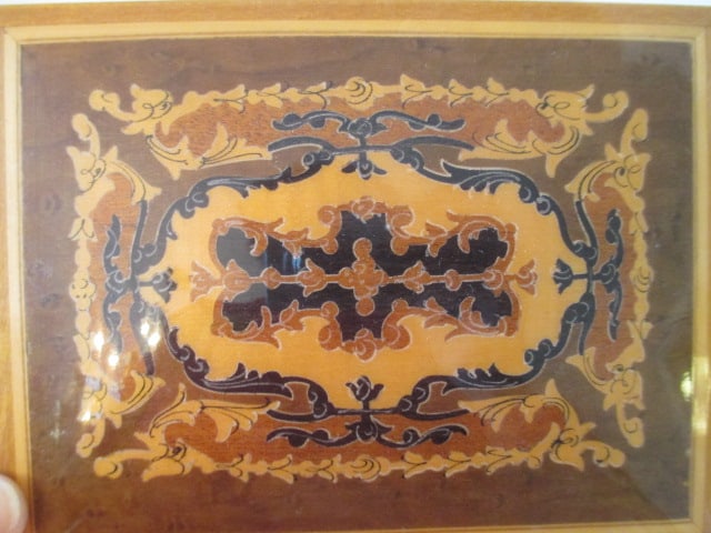 IDI Italian Inlaid Design Reuge Swiss Movement Music Box - 6