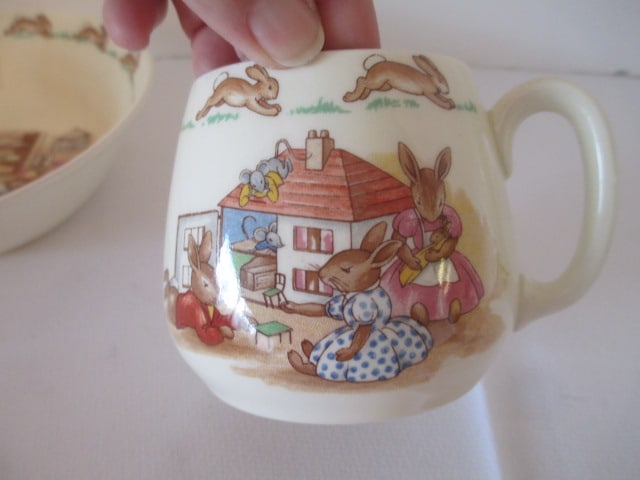 Royal Doulton Bunnykins "Storytime" Figurine and Toddler Cup and Bowl Set - 6
