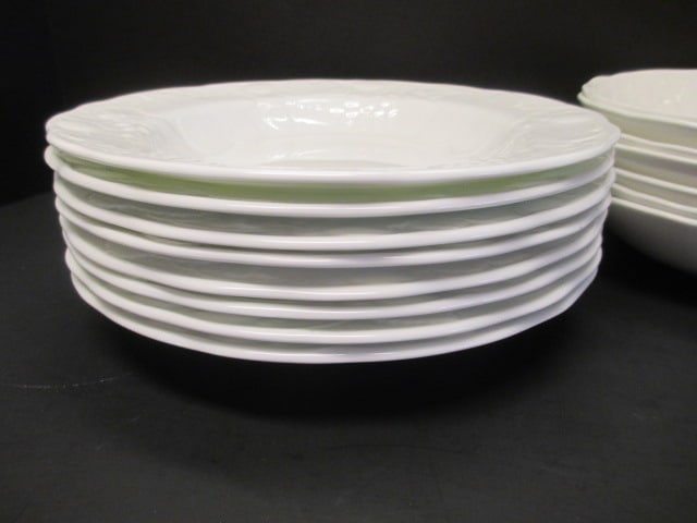 Wedgwood "Strawberry and Vine" Bone China Bowls - 6