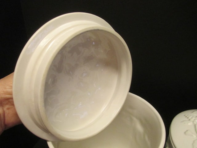 3 Piece White Ceramic Fruit in Relief Canister Set - 5