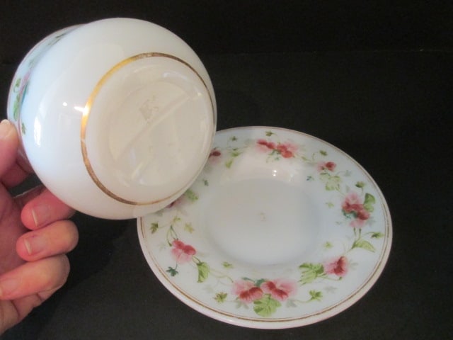Vintage Handpainted Milk Glass Condiment/Jelly Dish with Underplate - 3