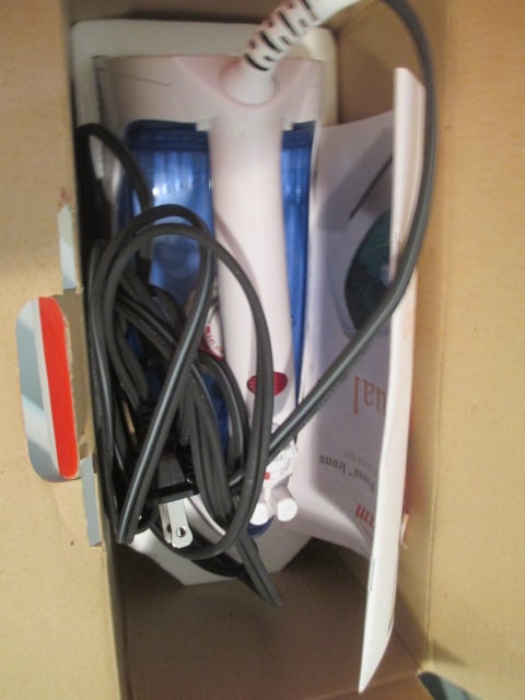 Sunbeam Iron in Original Box and Shark Steam Iron - 6