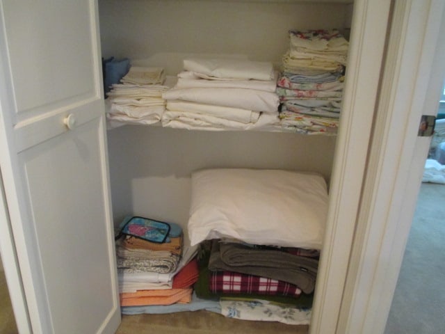 Hall Linen Closet Contents-Sheets, Towels, Vintage Needlework Pillow Cases, Blankets, etc.: See all pictures, Bring Boxes/Bags, Local Pickup Only
