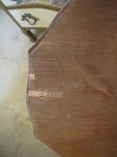 Small Pie Crust Accent Table - 4