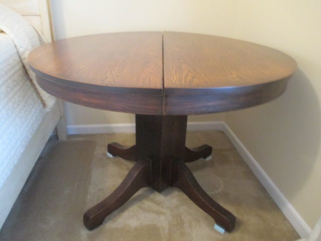 Vintage Oak Round Pedestal Base Table (1 of 8)