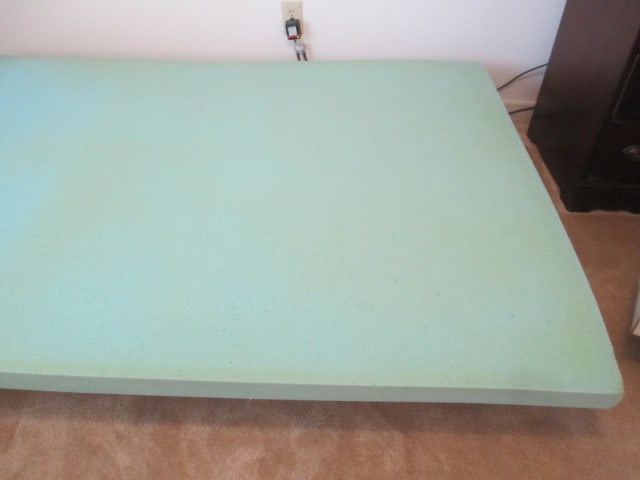 Like New Full Size 3" Thick Memory Foam Mattress Topper - 2