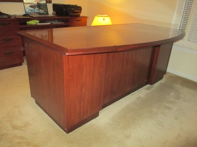 Cherry Finish Bowfront Executive Desk (1 of 13)