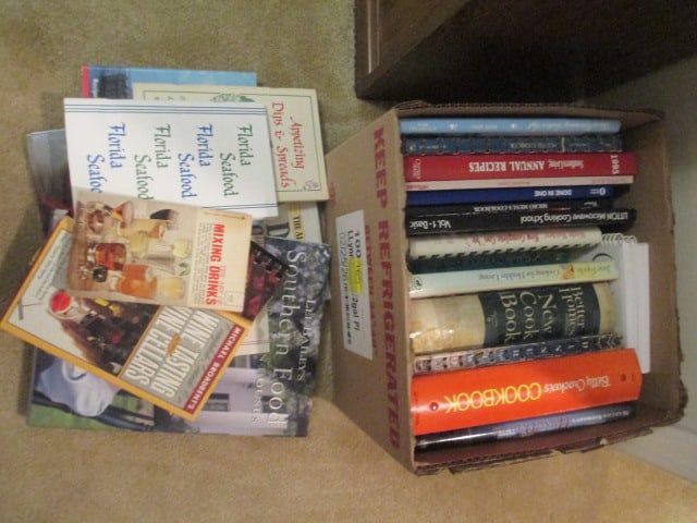 Cookbooks-Better Homes & Garden, Betty Crocker, Martha Stewart, etc.: See all pictures for titles, Local Pickup Only 