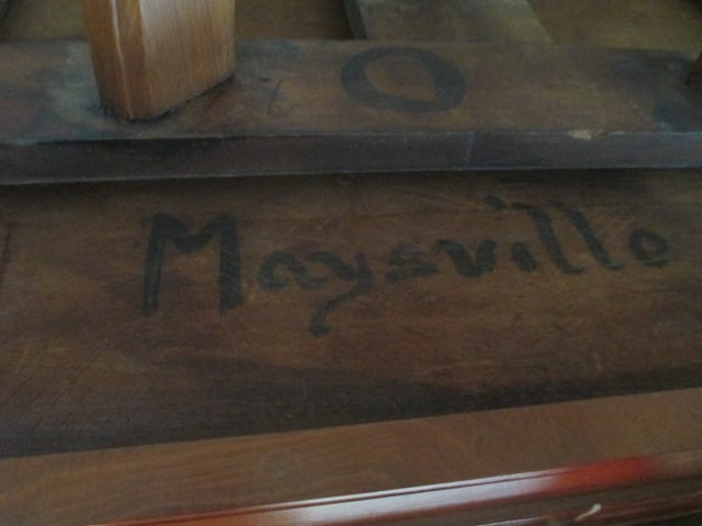 Antique Maysville Victorian Table with Drawer - 11