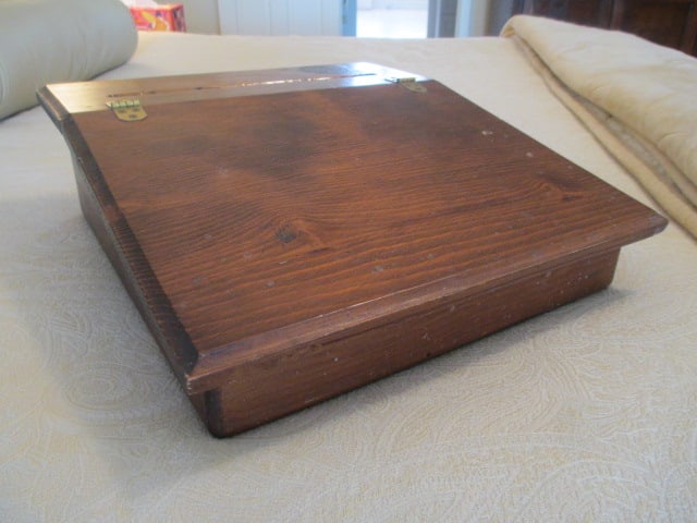 Pine Hand Made Slant Top Valet Dresser Box: 13" x 15" x 4 3/4" 