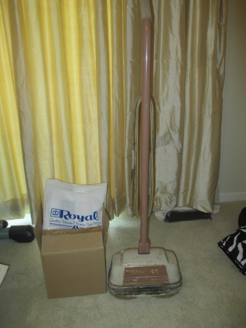 Vintage Regina Custom Floor Buffer with Polishing/Cleaning Pads: Model 90H, powers on, Local Pickup Only 