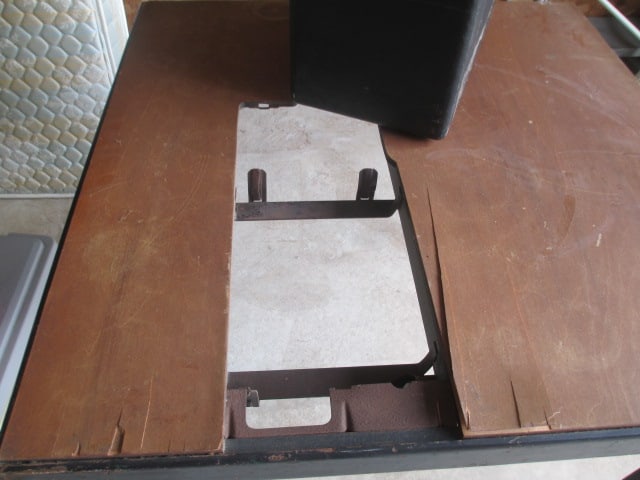 Vintage Singer Featherweight Electric Portable Sewing Machine and Folding - 15