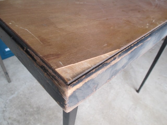 Vintage Singer Featherweight Electric Portable Sewing Machine and Folding - 17